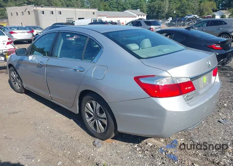 2015 Honda Accord Lx z USA, uszkodzony, nr VIN 1HGCR2F31FA119082